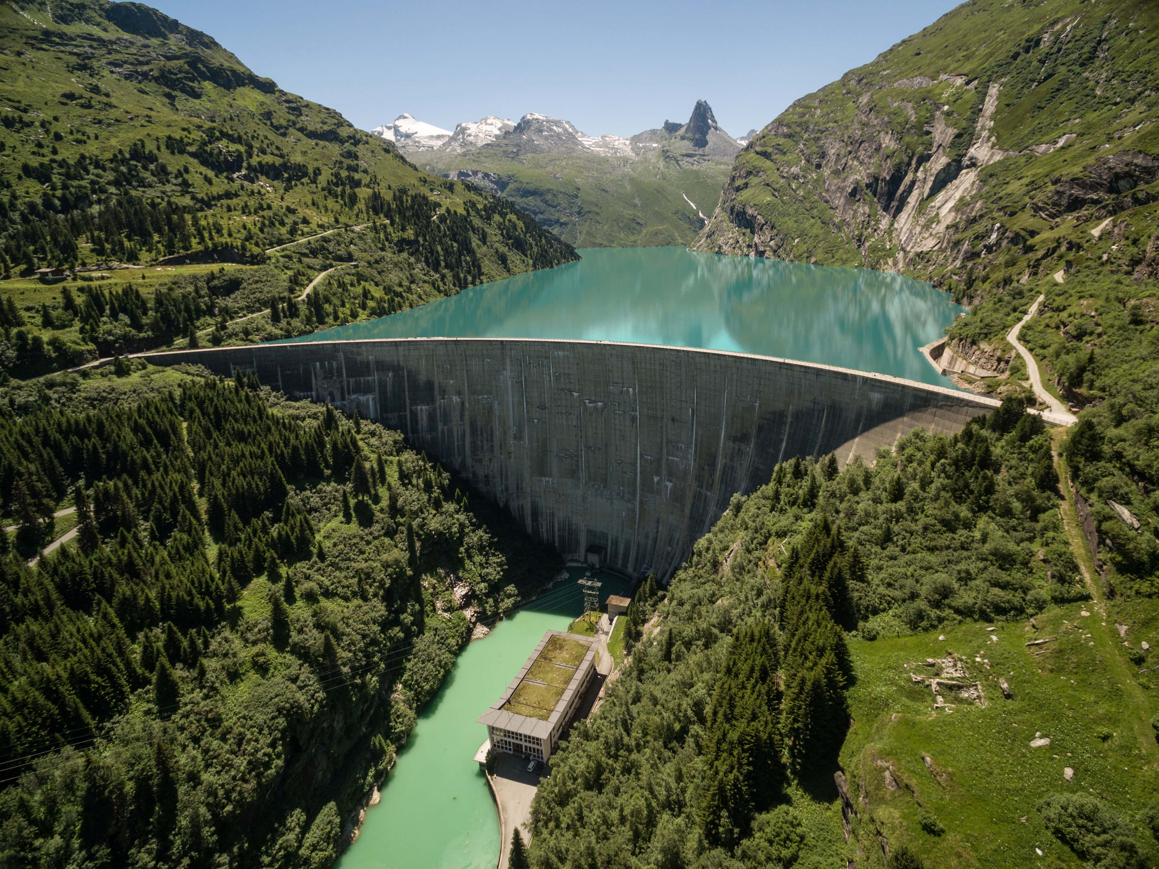 ErhöhungStaumauer Frontseite Aktuell